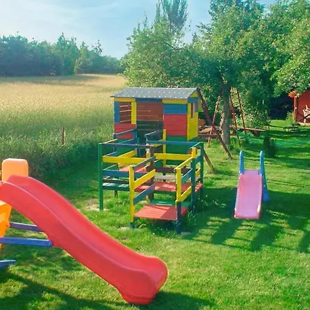 2 Bedroom Awesome In Nyaraló Wilczyn